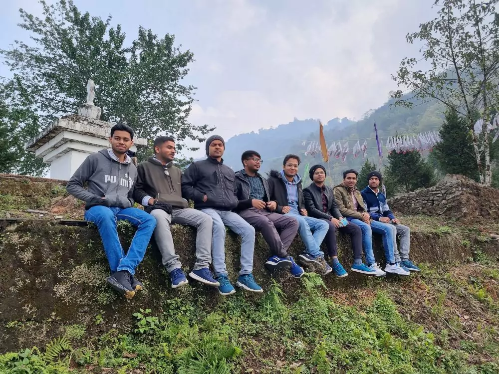 Boys en route Sikkim